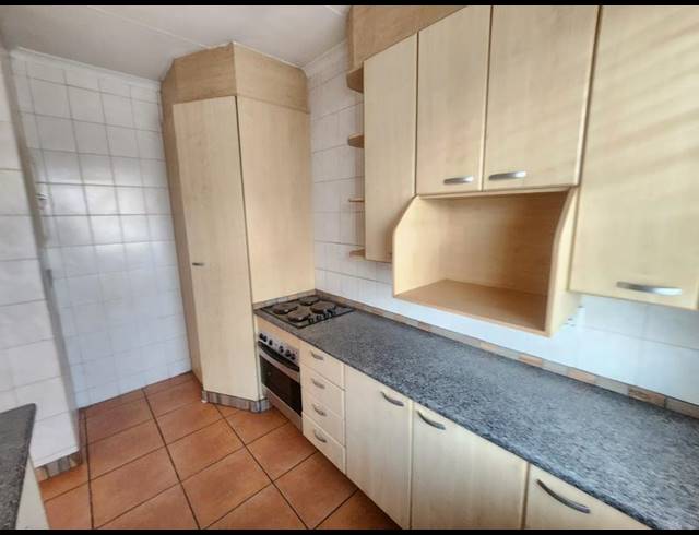 3 BEDROOM TOWNHOUSE FOR SALE IN DENLEE